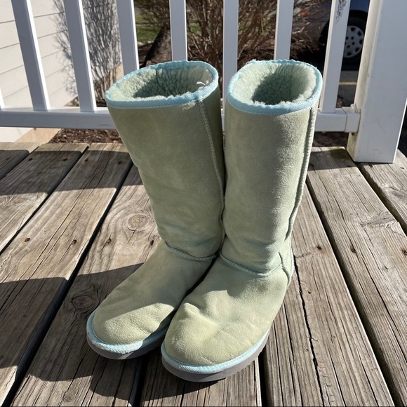 ugg sea green